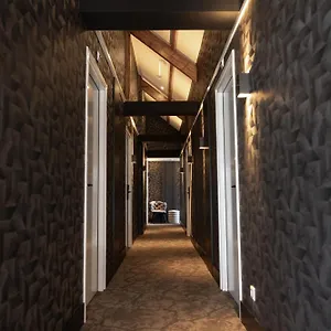 https://twenty-three-amsterdam-airport.utrechthotels.net